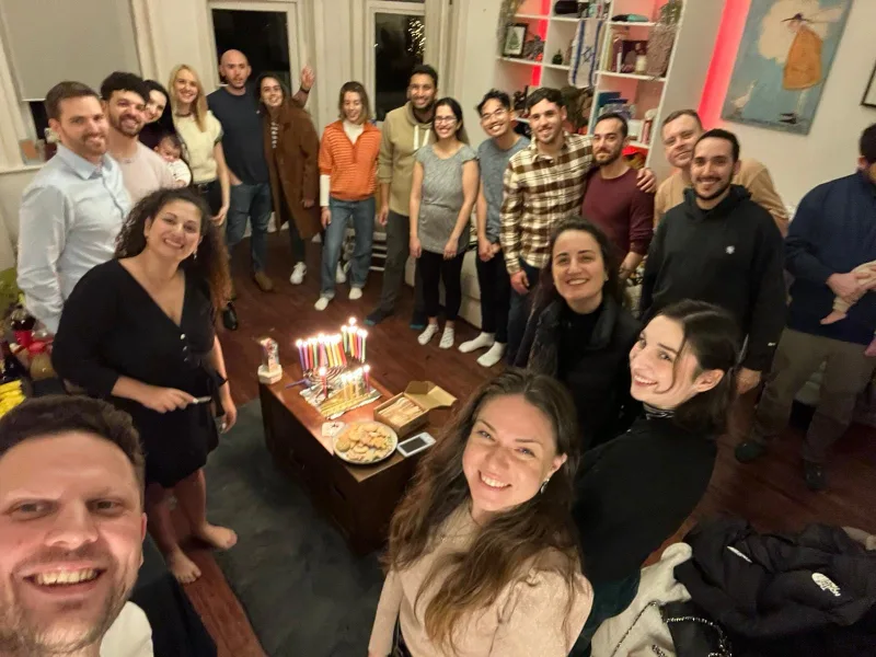 HBayit community moment